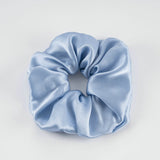 Silke scrunchie baby blue